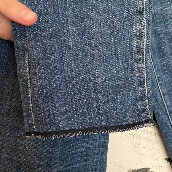 Current Elliott | The Rolled Skinny | Yesterday Wash | Size 27 - Picture 7 of 10